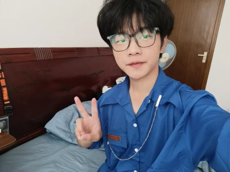 王新宇